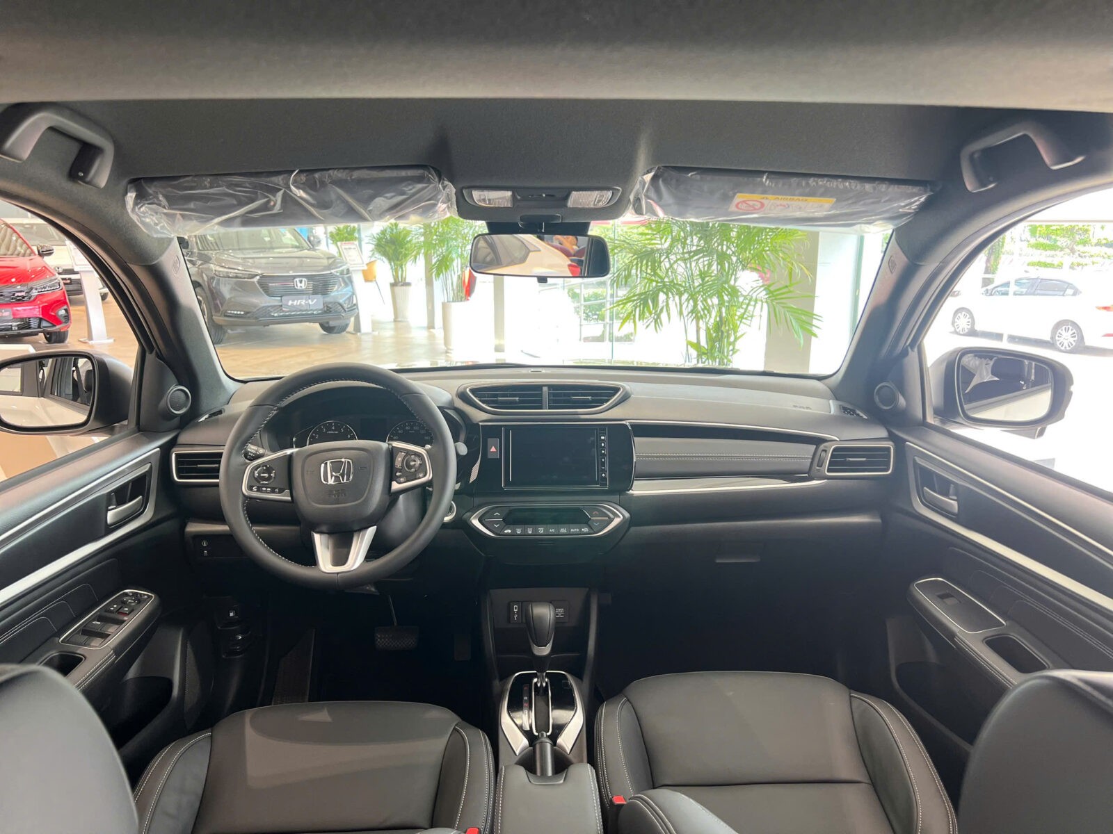 z5938993895361 001a10b6b8d6b4a70e2bb741db5bc15b Honda BR-V Không Gian Rộng Rãi - 7 Ghế Ngồi Thoải Mái - Giá lăn bánh tháng 10