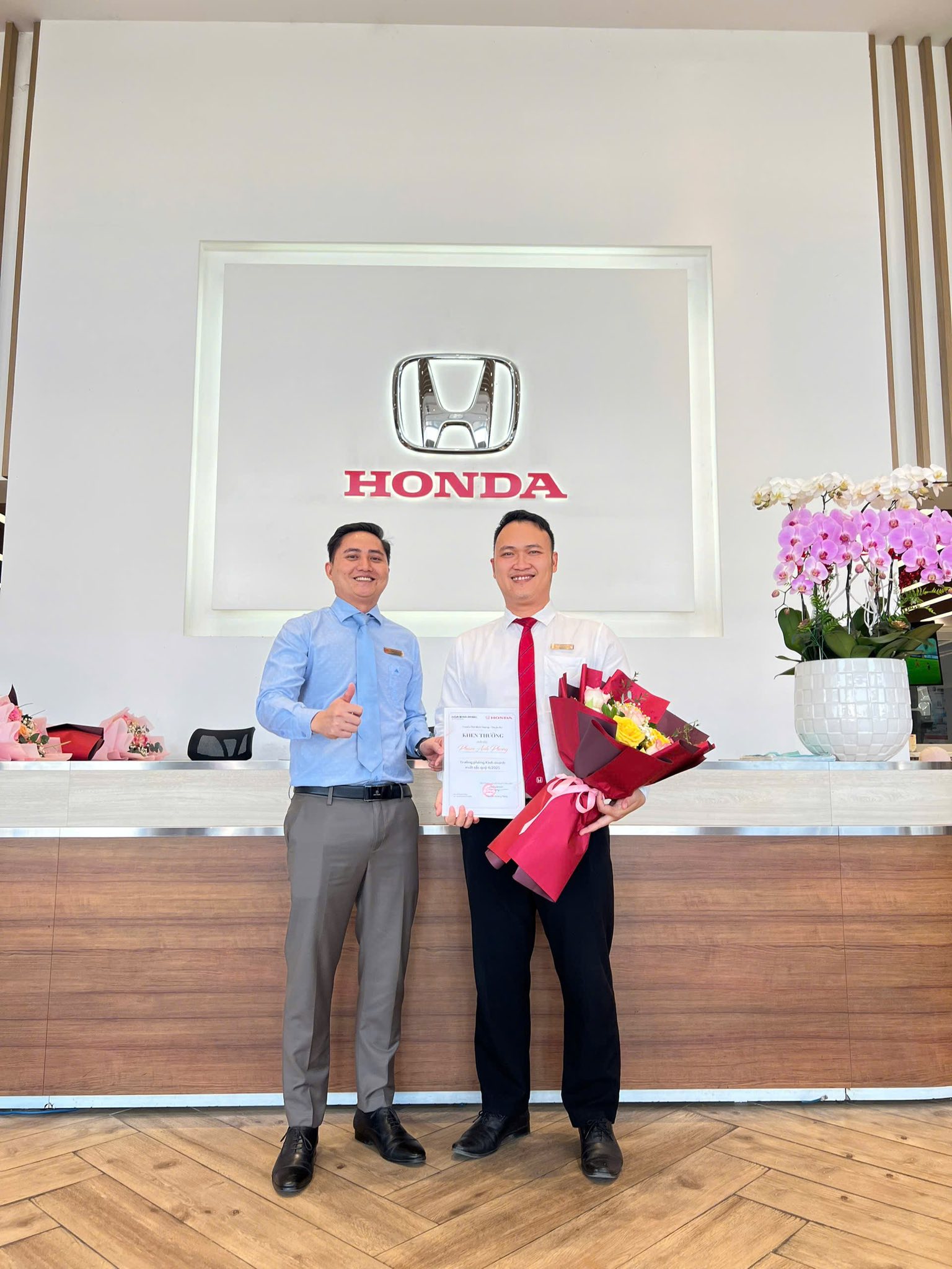 623366727 26824958957094175 1601938850776491785 n Honda Ô tô Bình Dương Vinh danh các cá nhân xuất sắc nhất tháng 12/2025 và tổng kết quý 4/2025