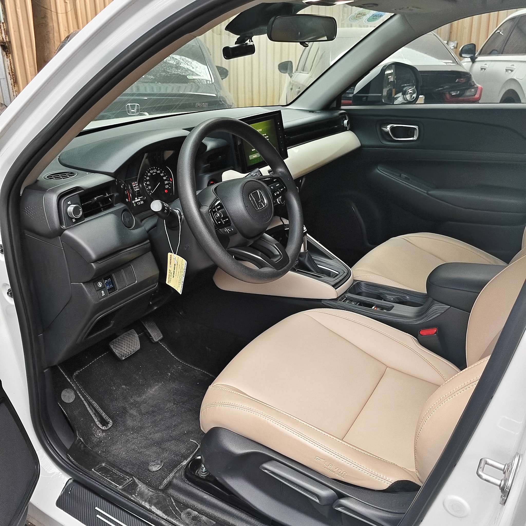 627162263 122115384489186151 7700327317894126230 n Bán xe Honda HR-V G 2024 nhập Thái đã qua sử dụng chính hãng Honda Ô tô Bình Dương