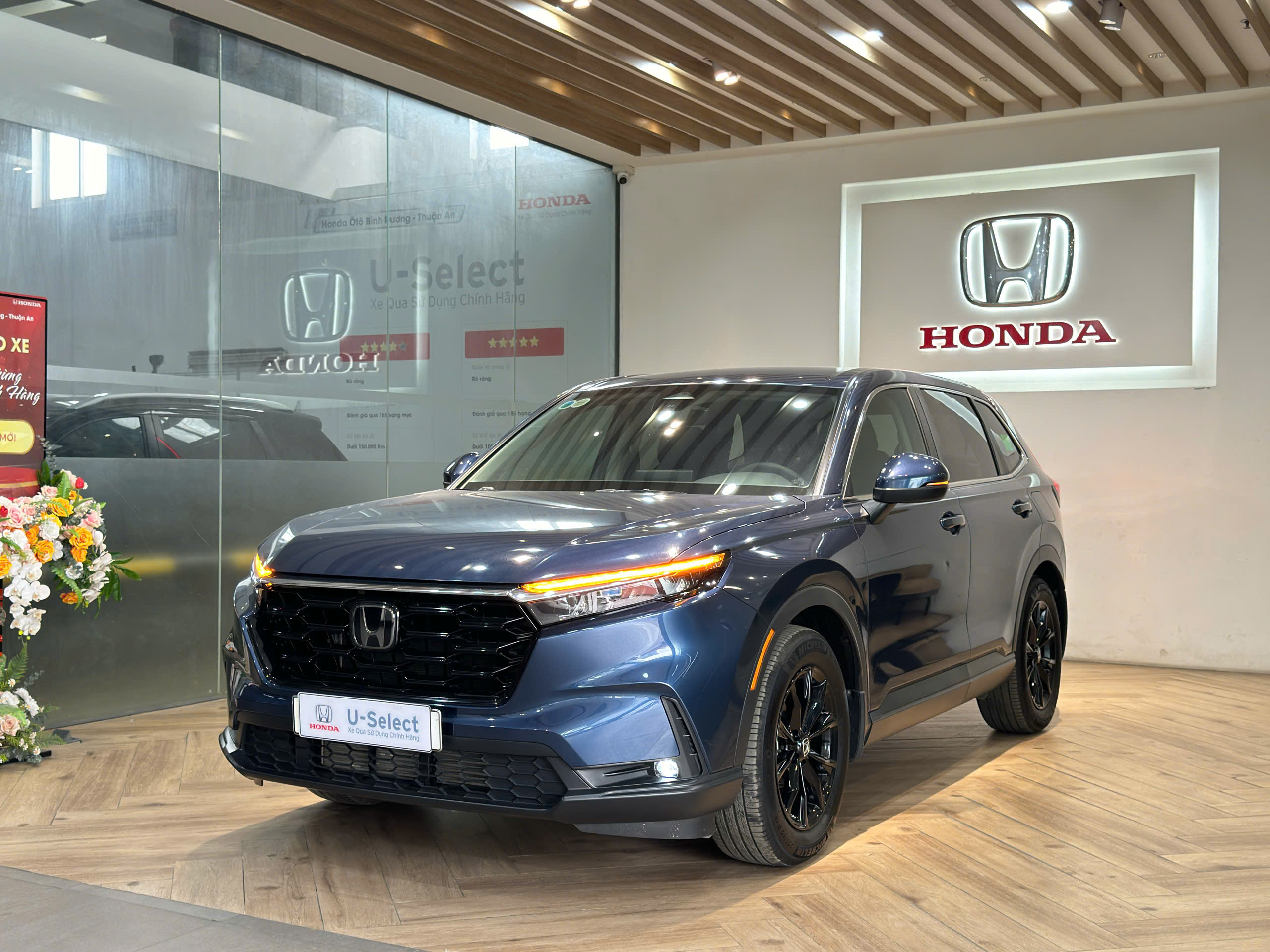 z7507255169672 80ba2271df051edce1b0ed340ce16929 Bán Honda CR-V L 2023 Đăng Ký 04/2024 – Xe Lướt 5.000km - Xe đã qua sử dụng chính hãng Honda ô tô Bình Dương